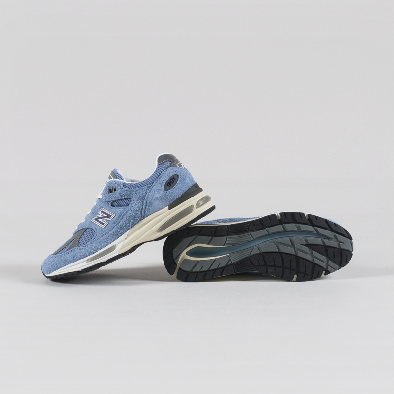 New Balance Made in UK 991v2 Grounded Pastels Shoes Celestial Blue-3