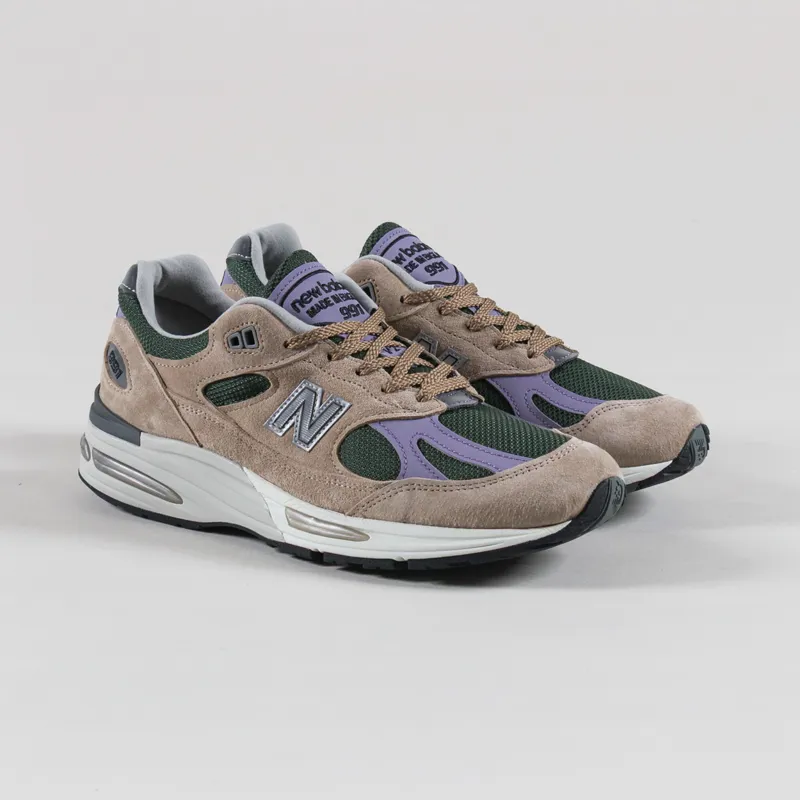 New Balance Made In UK 991v2 Shoes Cement