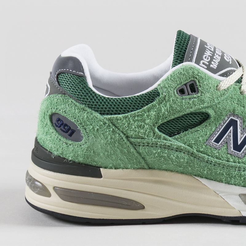 New Balance Made in UK 991v2 Grounded Pastels Shoes Mineral Green-4