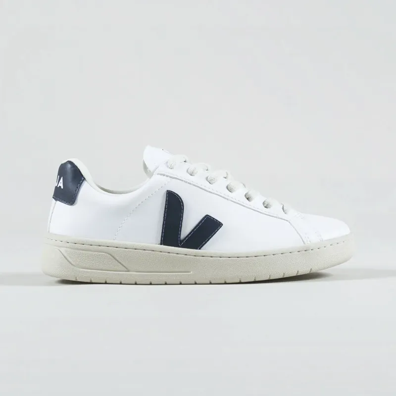 Veja Womens Urca CWL Shoes White Nautico-4