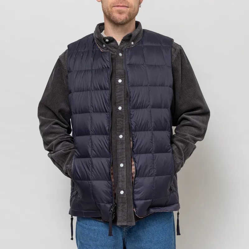 Taion x Universal Works Reversible Military Line Vest Dark Navy
