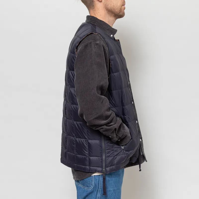 Taion x Universal Works Reversible Military Line Vest Dark Navy-6