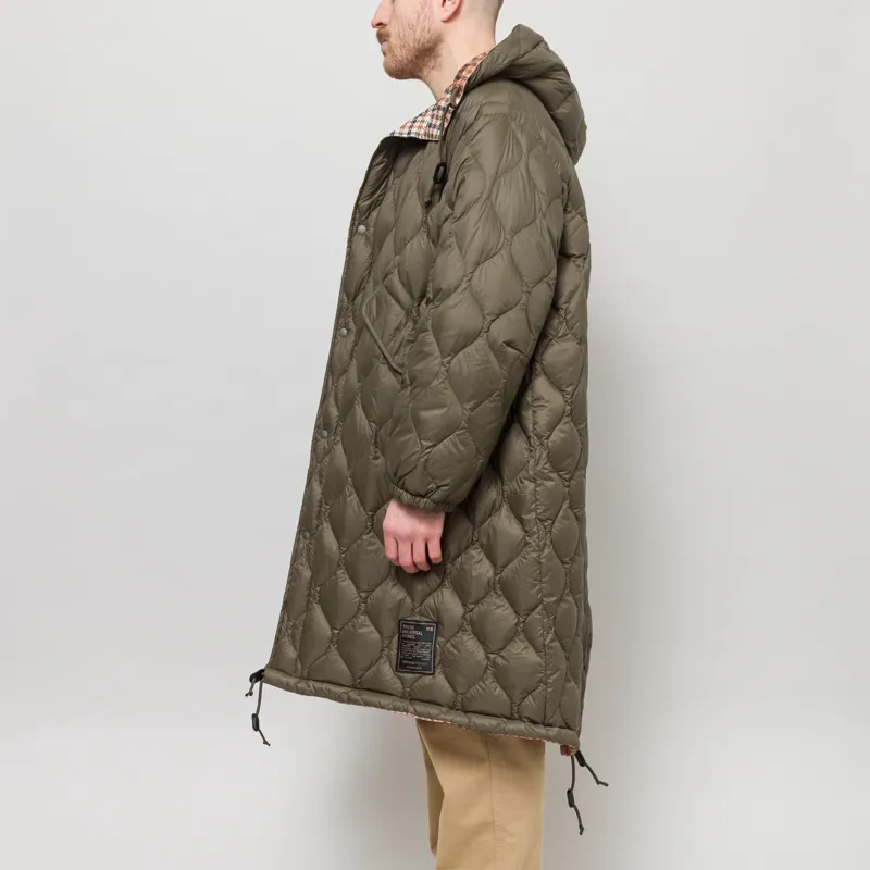 Taion x Universal Works Reversible Military Line Parka Dark Olive-4