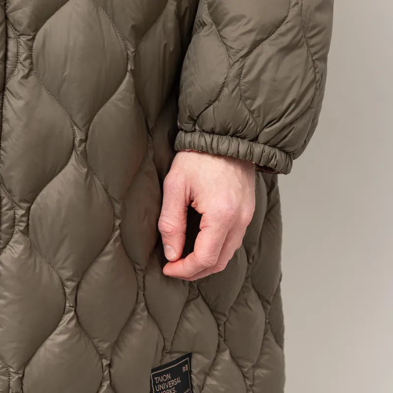 Taion x Universal Works Reversible Military Line Parka Dark Olive-13
