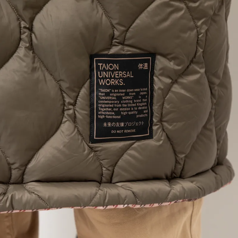 Taion x Universal Works Reversible Military Line Parka Dark Olive-12