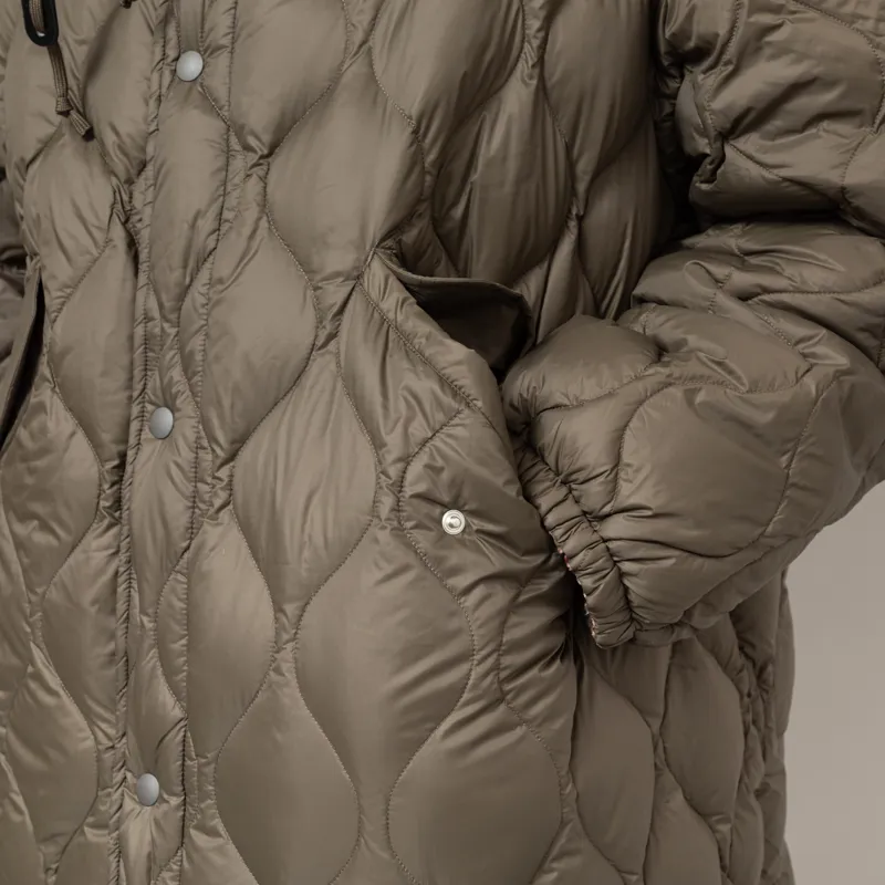 Taion x Universal Works Reversible Military Line Parka Dark Olive-11