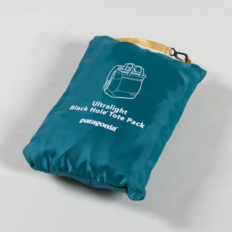Patagonia Ultralight Black Hole Tote Pack Obsidian Plum-11