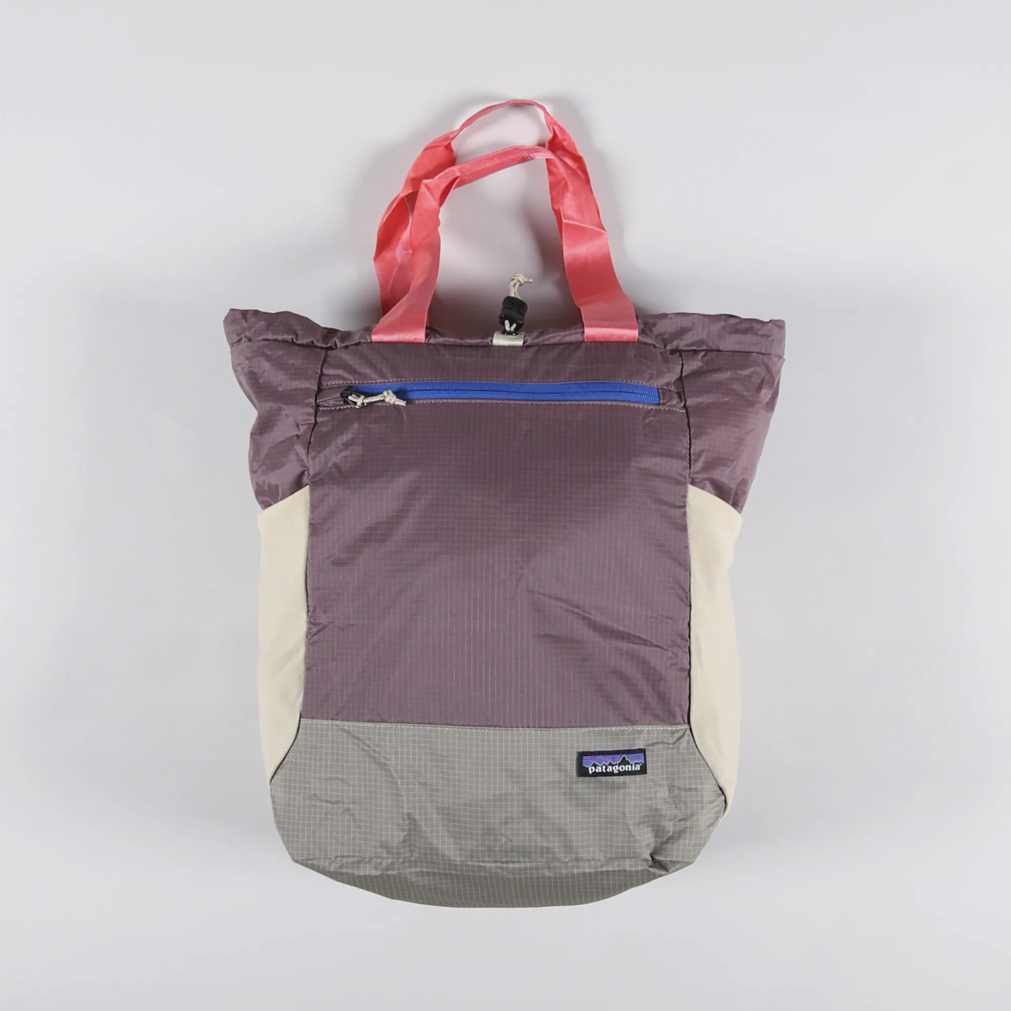 patagonia ultralight black hole 27l Tote Pack With a volume of 27 liters Packable Backpack Patagonia Ultralight Black