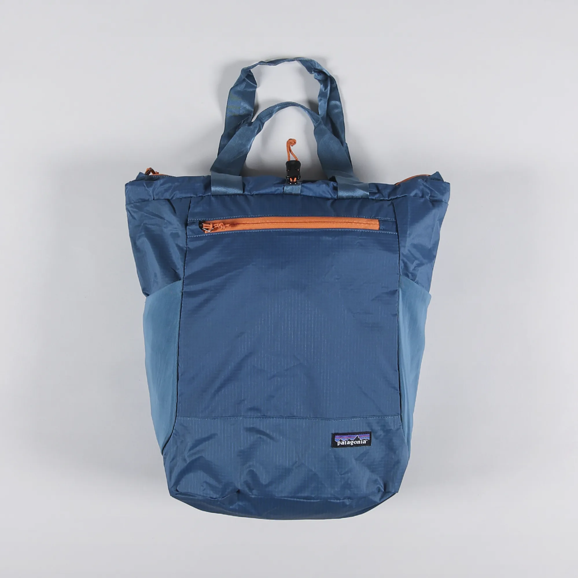 Patagonia Mens Ultralight Black Hole Tote Pack Wavy Blue Bag Patagonia Mens Ultralight Black Hole Tote Pack Wavy Blue Bag