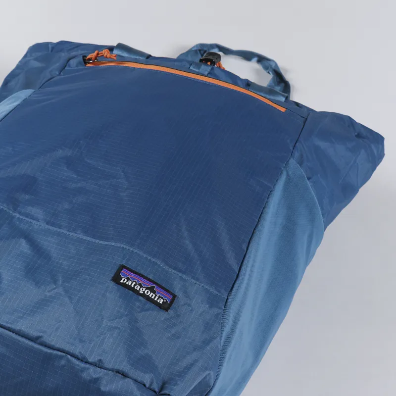 Patagonia Ultralight Black Hole Tote Pack Wavy Blue-9