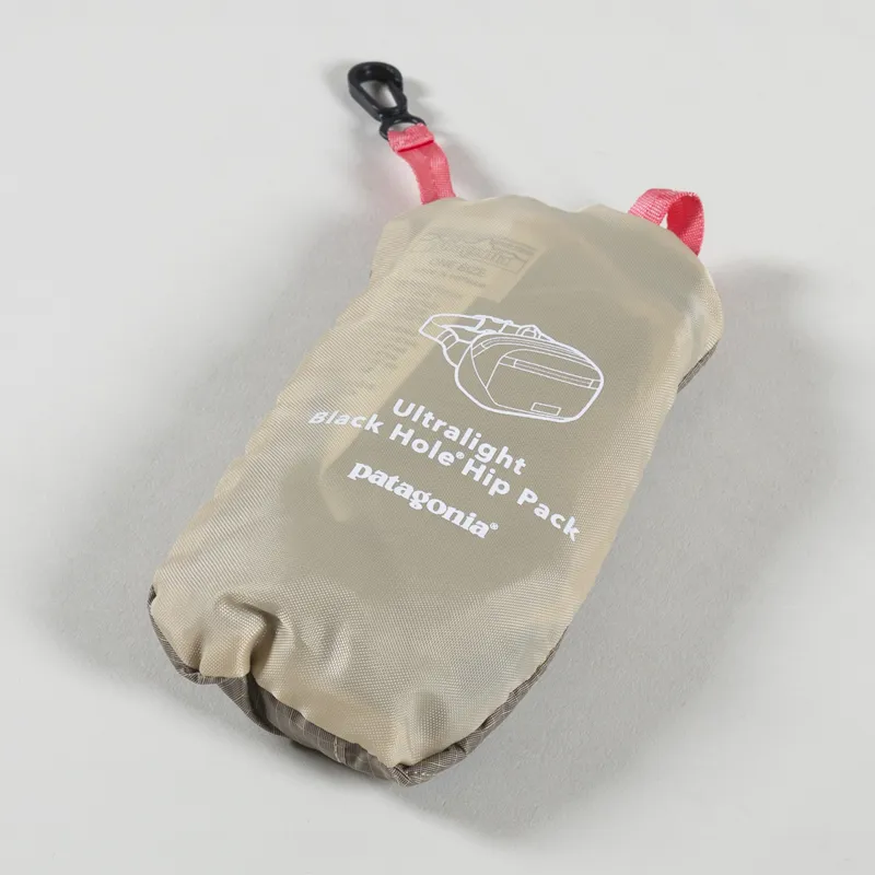 Patagonia Ultralight Black Hole Mini Hip Pack Husk Tan-8