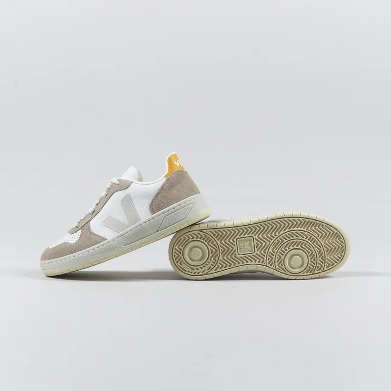 Veja Womens V-10 Chromefree Shoes Extra White Sahara Ouro-1