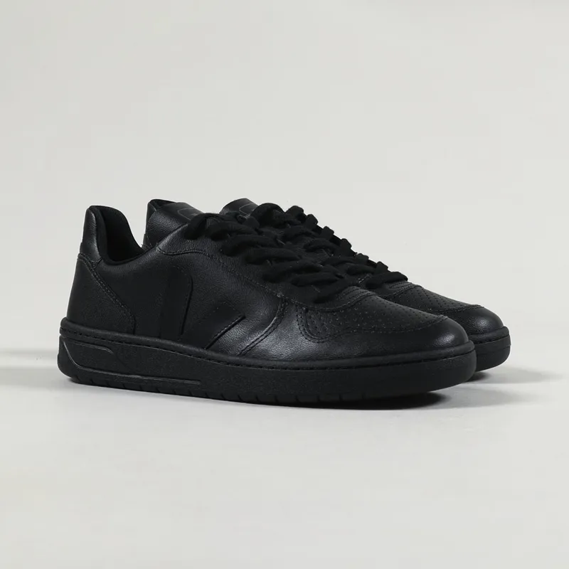 Veja Sneakers Mens Vegan V-10 CWL Shoes Black Black Sole