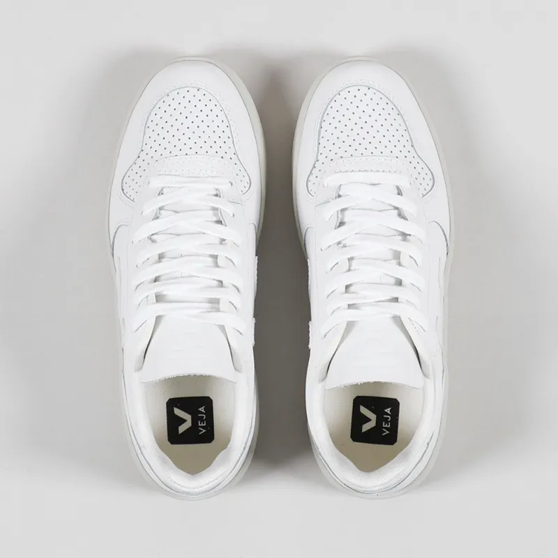 Veja Womens V-10 Leather Shoes Extra White-3