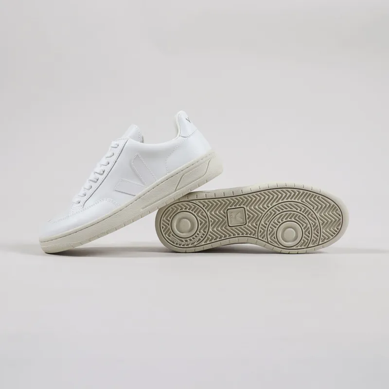 Veja Womens V-12 Leather Shoes Extra White-1