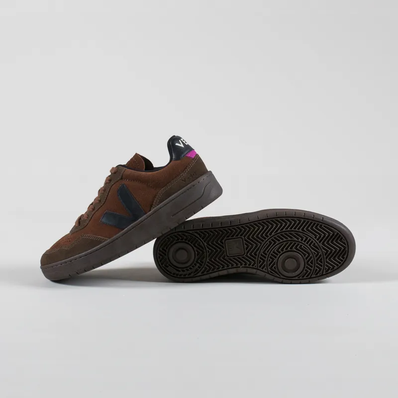 Veja Womens V-90 Suede Shoes Walnut Black-3