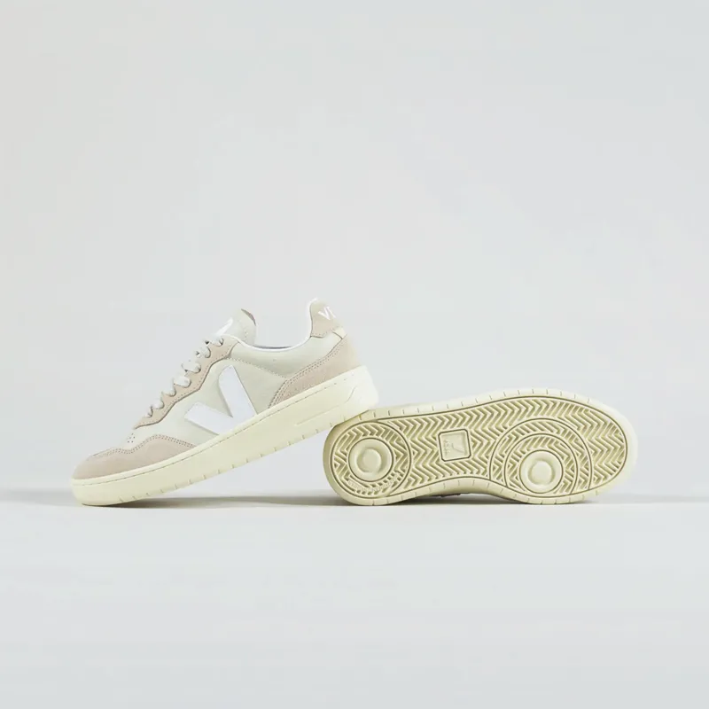 Veja Womens V-90 Leather Shoes Pierre White-4