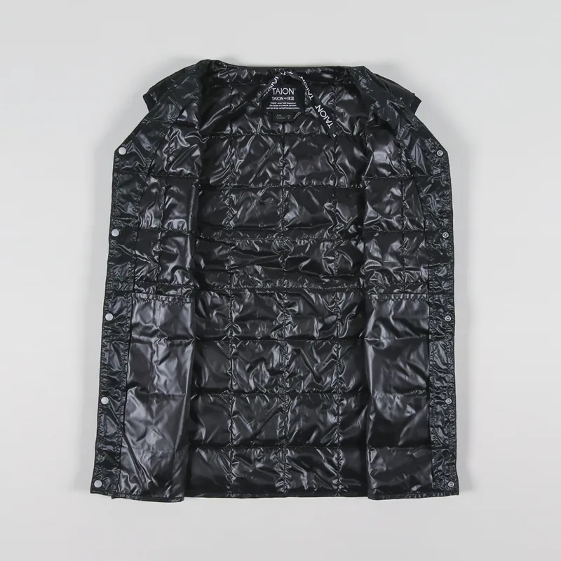 Taion V Neck Button Down Vest Black-1