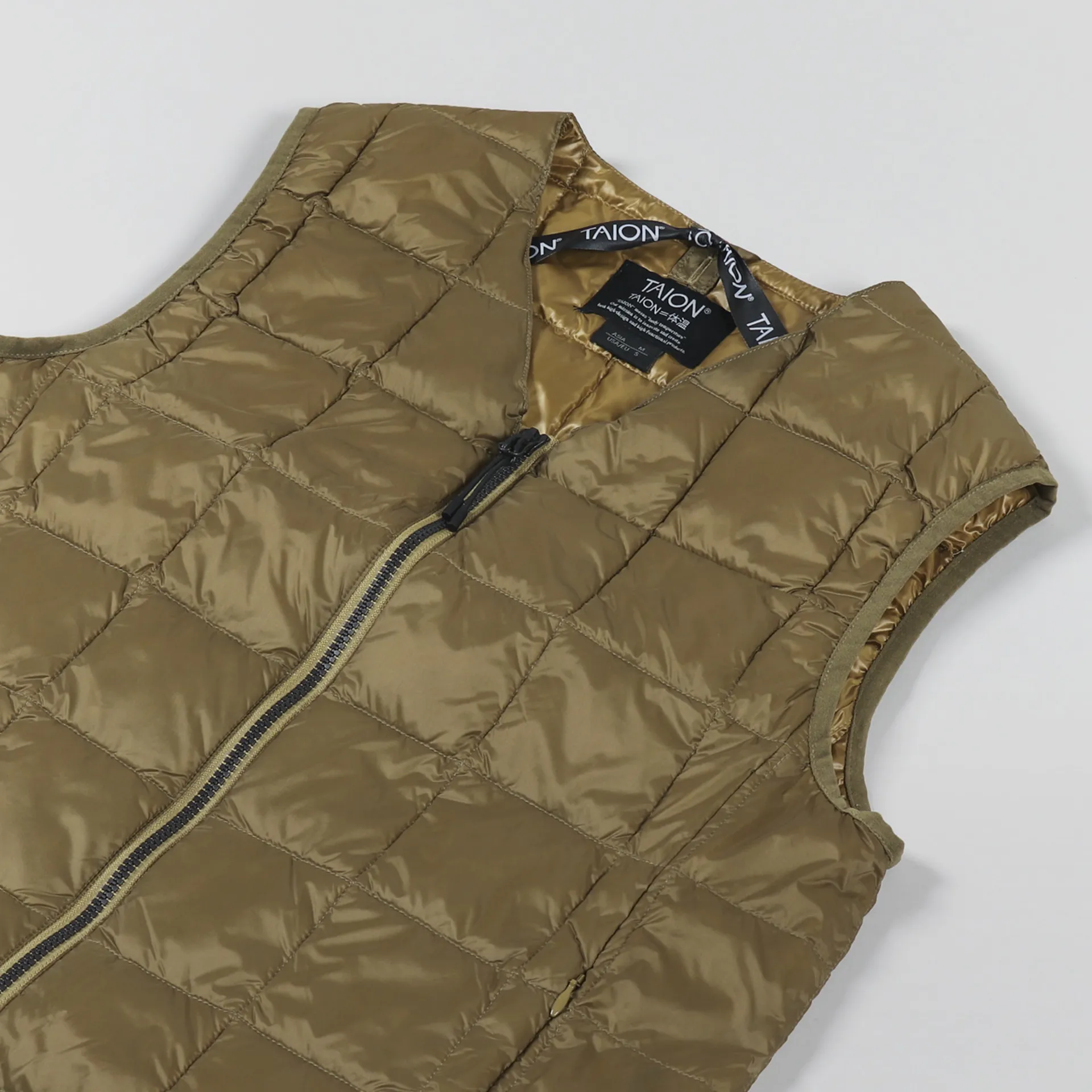 Taion Mens Japanese V-Neck Zip Down Vest Beige Brown Gilet