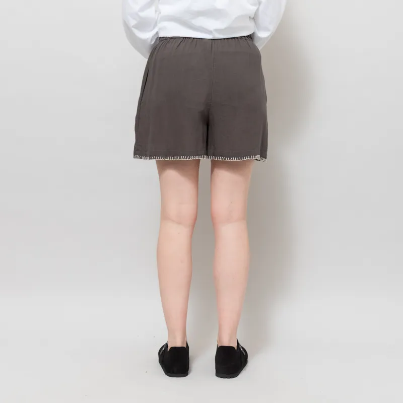 Indi and Cold Womens Elastic Short Pant Carbon-2