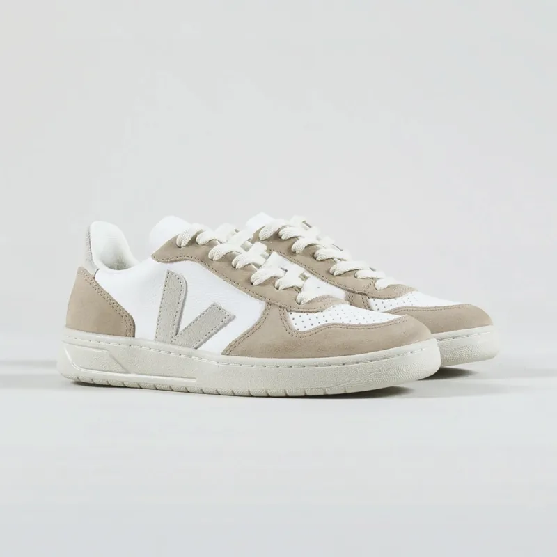 Veja Womens V-10 Chromefree Shoes Extra White Natural Sahara
