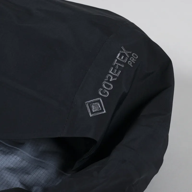 66 North Hornstrandir GORE-TEX Pro Jacket Black-9