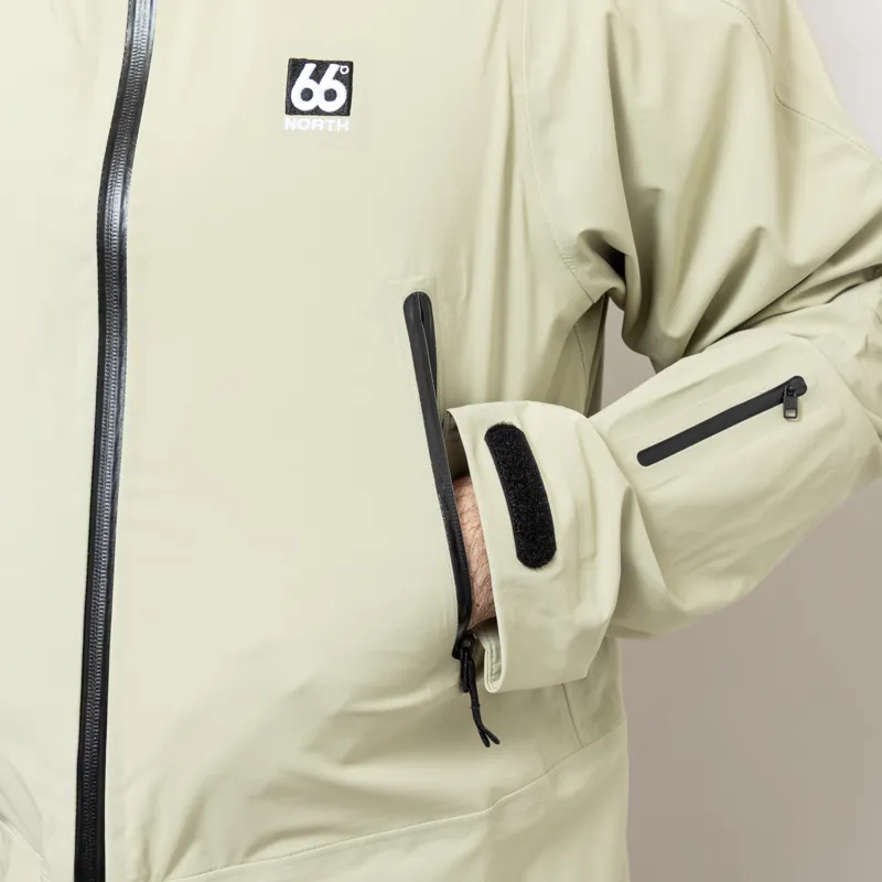 66 North Snaefell Shell Jacket Oat Grains-10