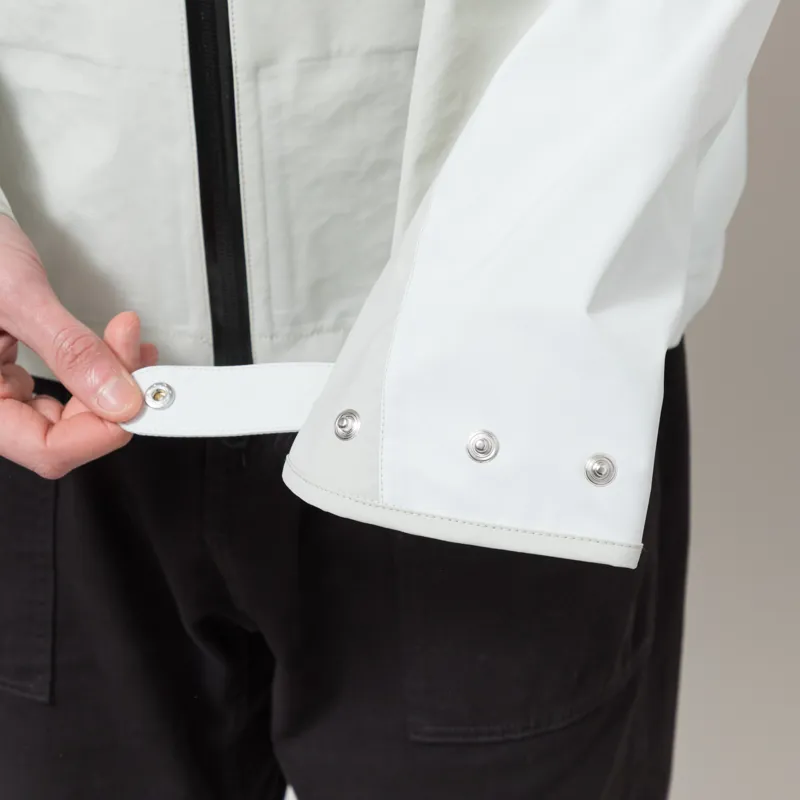 66 North Dyngja Shell Jacket Dark Stone-9