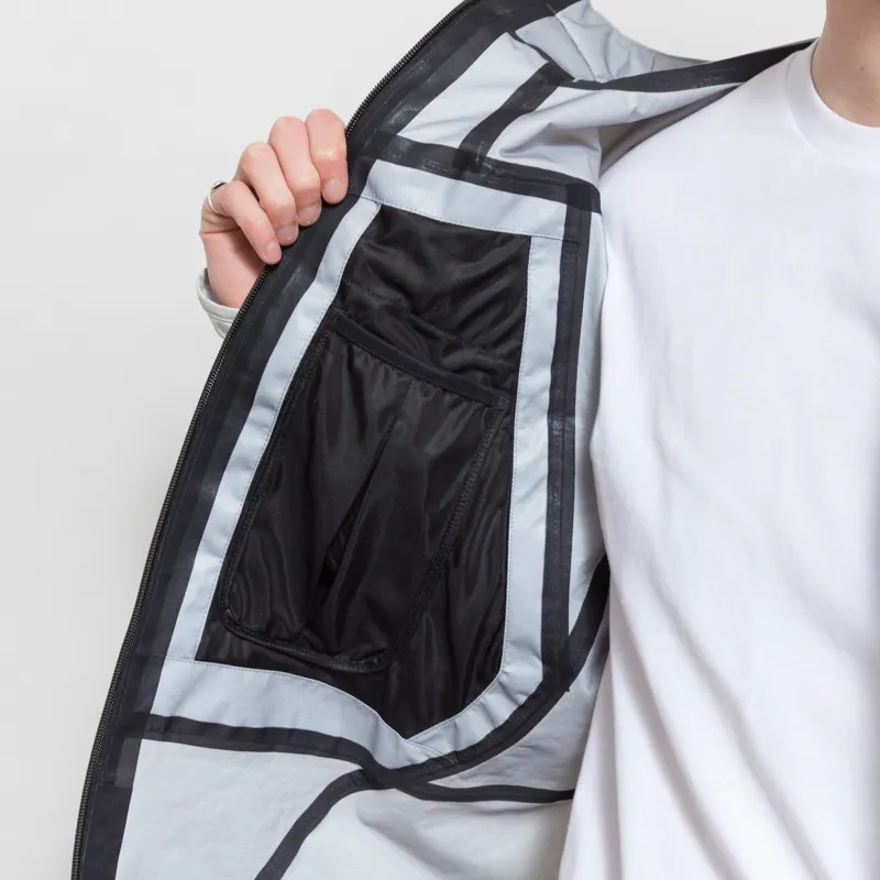 66 North Dyngja Shell Jacket Dark Stone-11