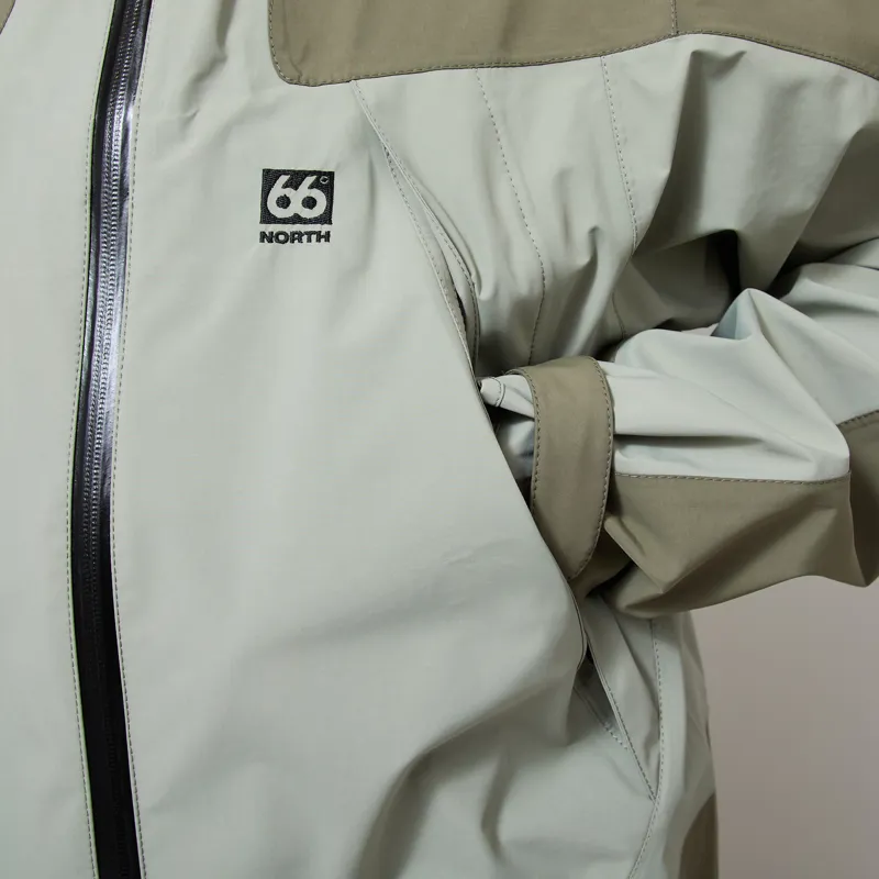 66 North Dyngja Shell Jacket Arctic Sage-11