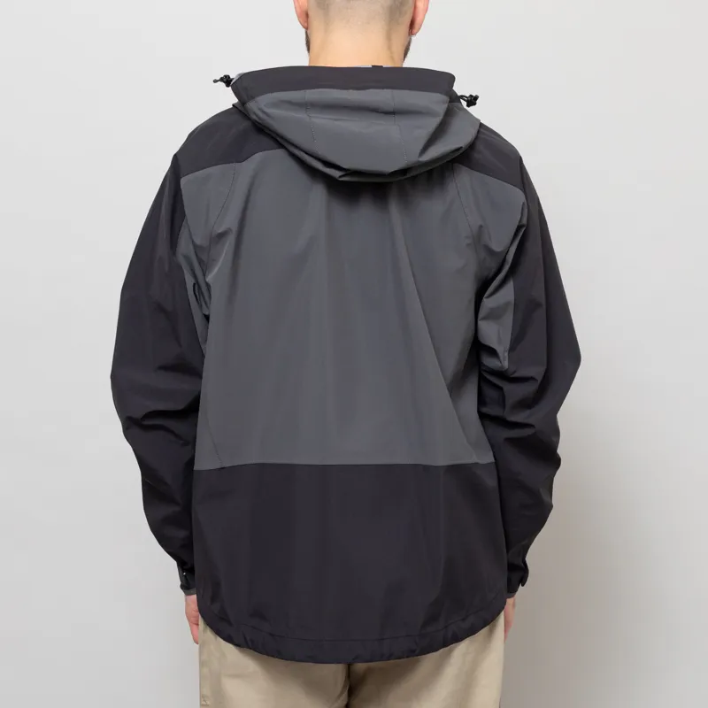 66 North Dyngja Shell Jacket Black-5