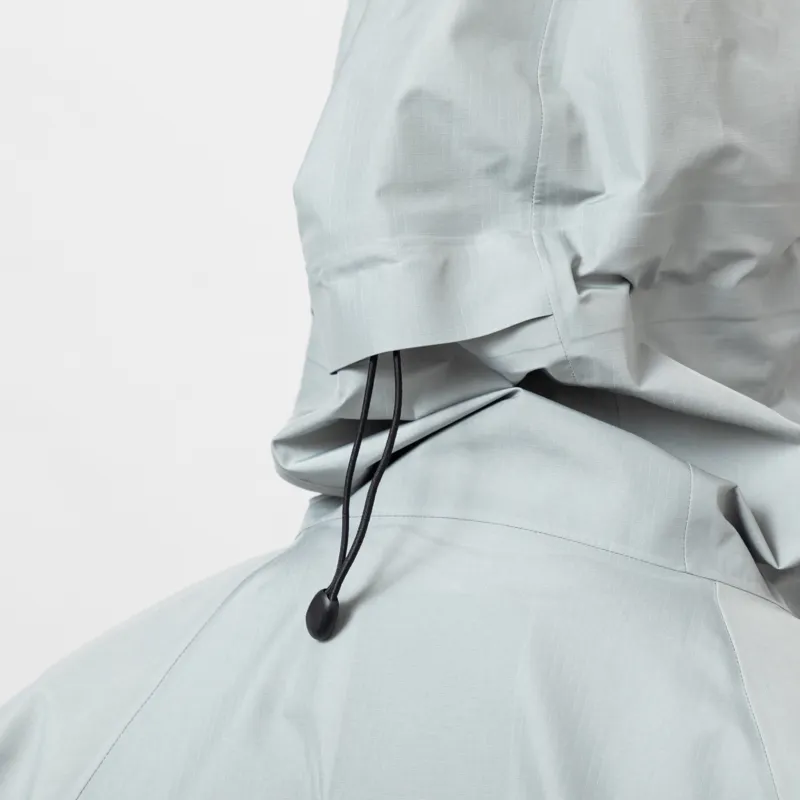 66 North Hornstrandir GORE-TEX Pro Jacket Grey Sky-6