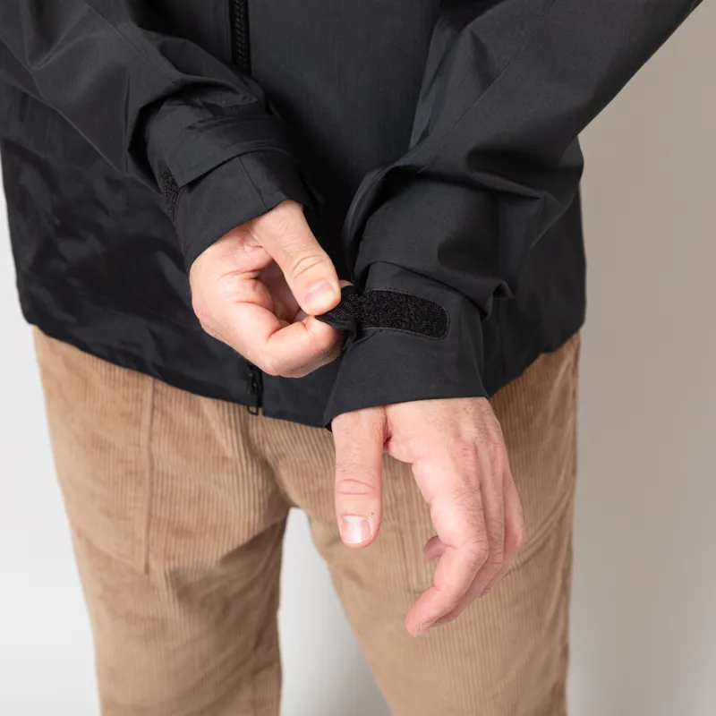 66 North Hornstrandir GORE-TEX Pro Jacket Black-13