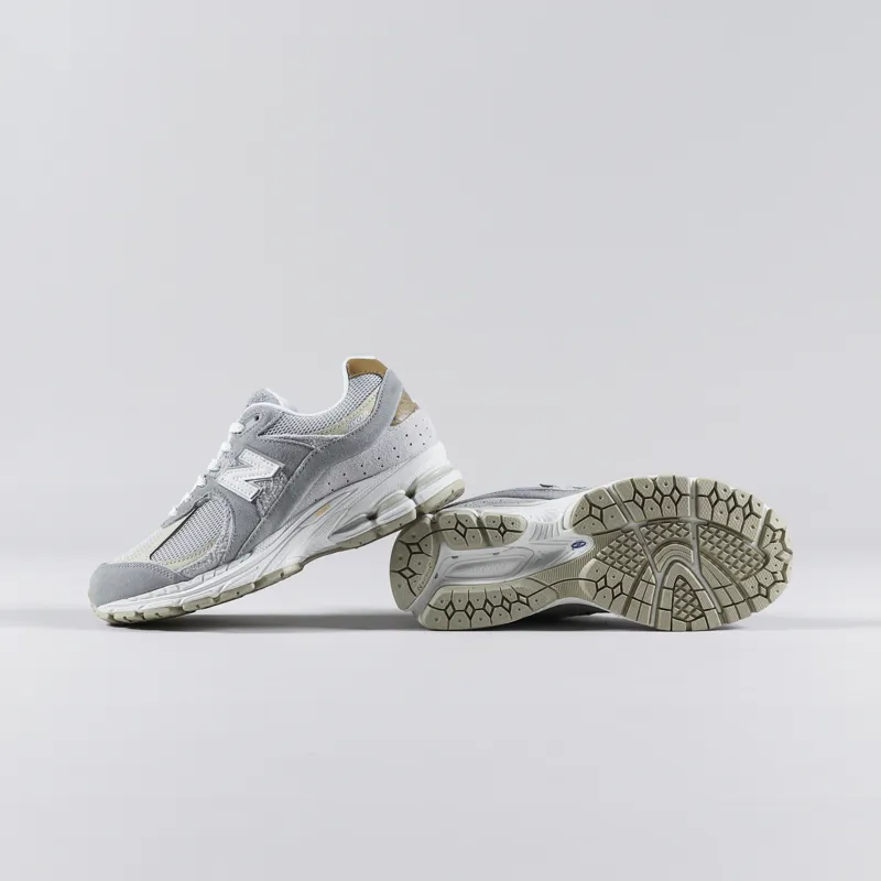 New Balance Womens 2002R Shoes Concrete Sandstone Grey Matter-2