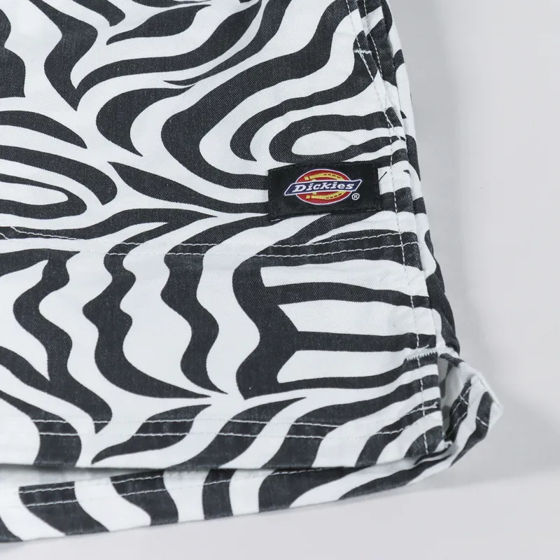 Dickies Womens Leesburg Shorts Cloud Zebra-5