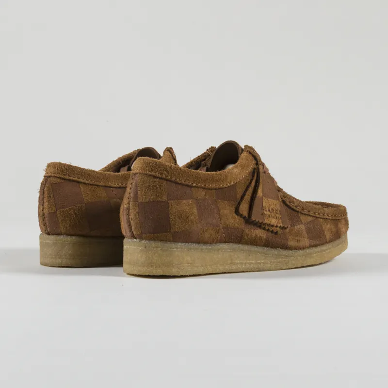 Clarks Originals Wallabee Shoes Cola Check Suede-3
