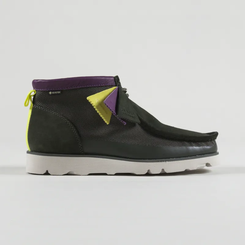Clarks Originals Mens Wallabee 2.0 GTX Boots Green Combi