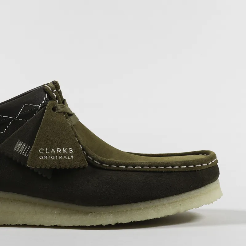 【CLARKS ORIGINALS】 wallabee UK9 1/2 Clarks Originals Mens Wallabee Shoes Green Combi Stitch Suede