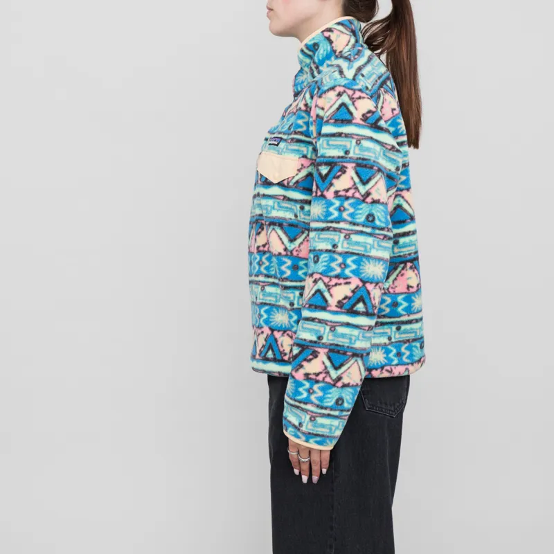 Patagonia Womens Lightweight Synchilla Snap-T Fleece Pullover Salamander Green-1