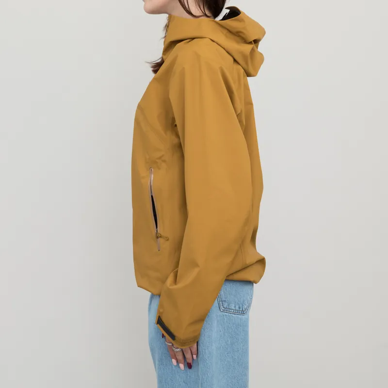 Arc teryx GORE TEX Womens Beta Jacket Revised Yukon Yellow