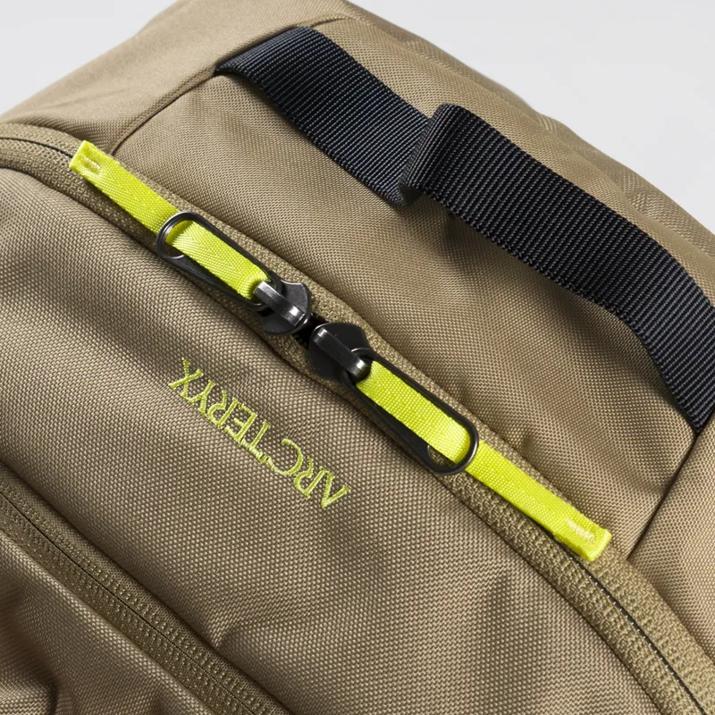 Arc'teryx Mantis 26L Backpack Canvas Euphoria-5