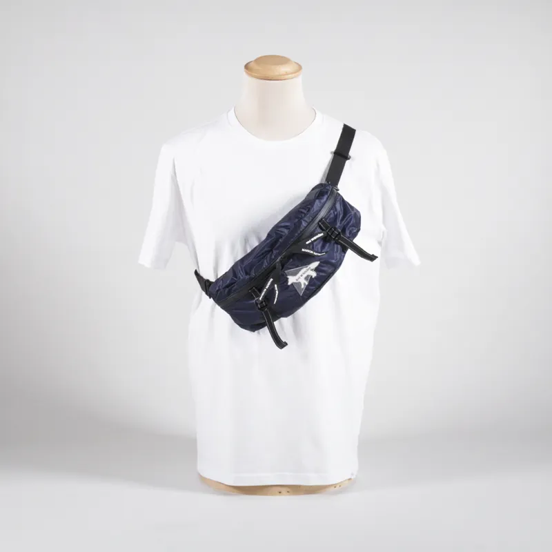 希少✨maison kitsune × and wander ボディバッグ 希少✨maison kitsune × and wander ボディバッグ