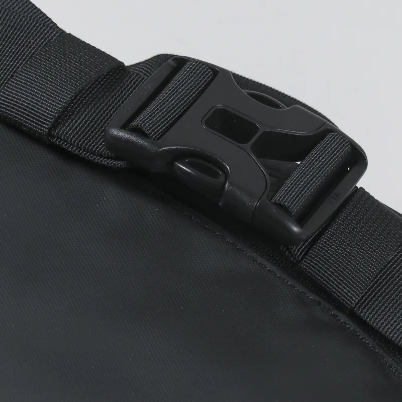 Elliker Fitts Sling Bag 2L Black-3