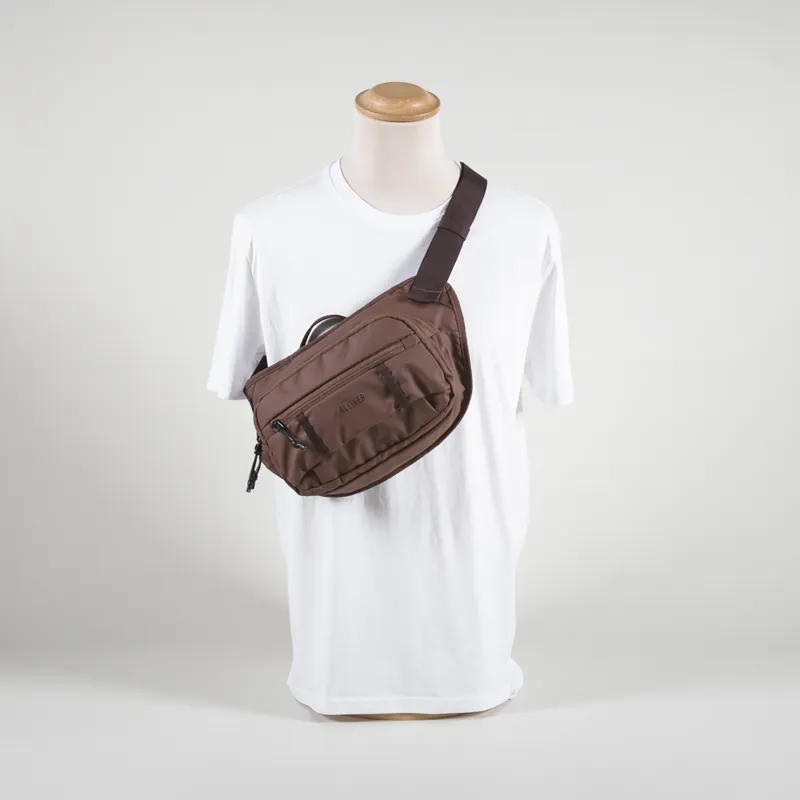 Elliker Fitts Sling Bag 2L Brown-2