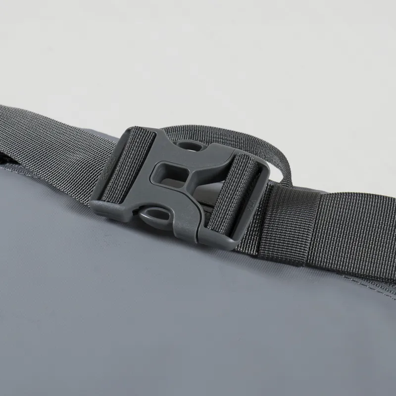 Elliker Fitts Sling Bag 2L Light Grey-7