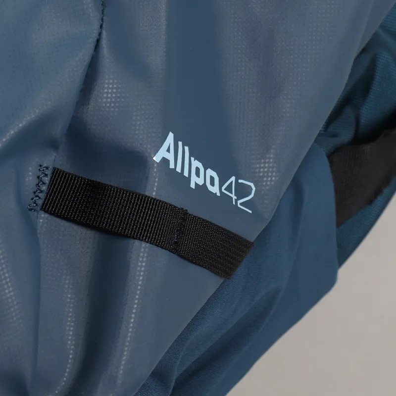 Cotopaxi Allpa 42L Travel Pack Indigo-11