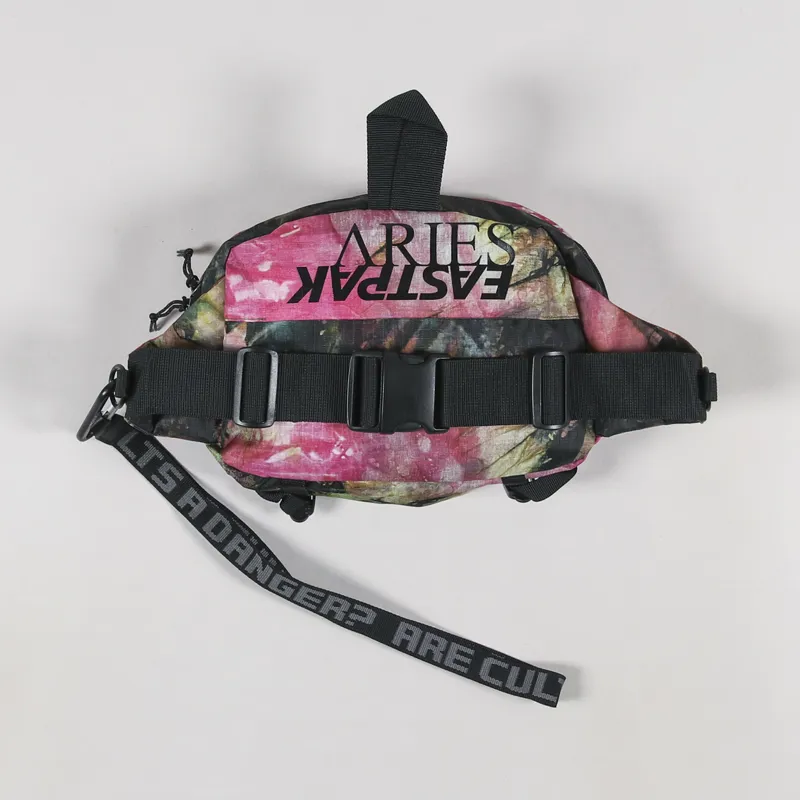 Aries x Eastpak Bum Bag Black-1