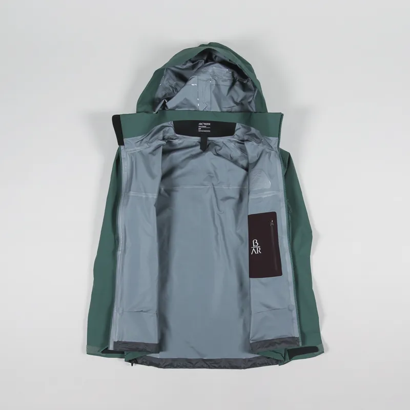 Arcteryx Mens GORETEX Beta AR Jacket Dark Elysium Green
