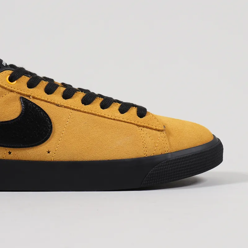 Nike SB Blazer Low GT Shoes University Gold Black-7