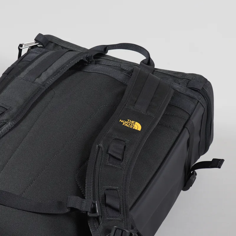 The North Face Base Camp Fuse Box Asphalt Grey Summit Gold-7